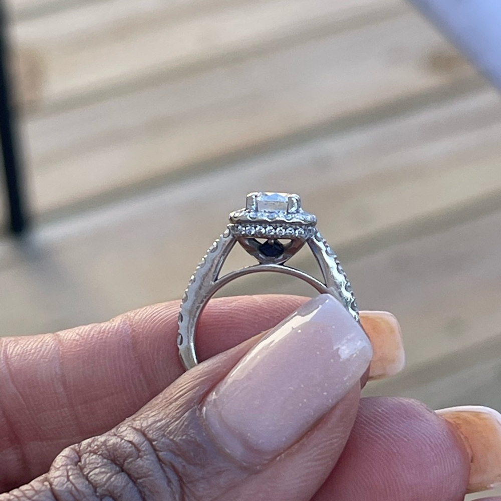 Vera Wang Love Collection 2CTW 14K WG 3/4 Princess Cut Size 4 Wedding Set - Picture 11 of 16